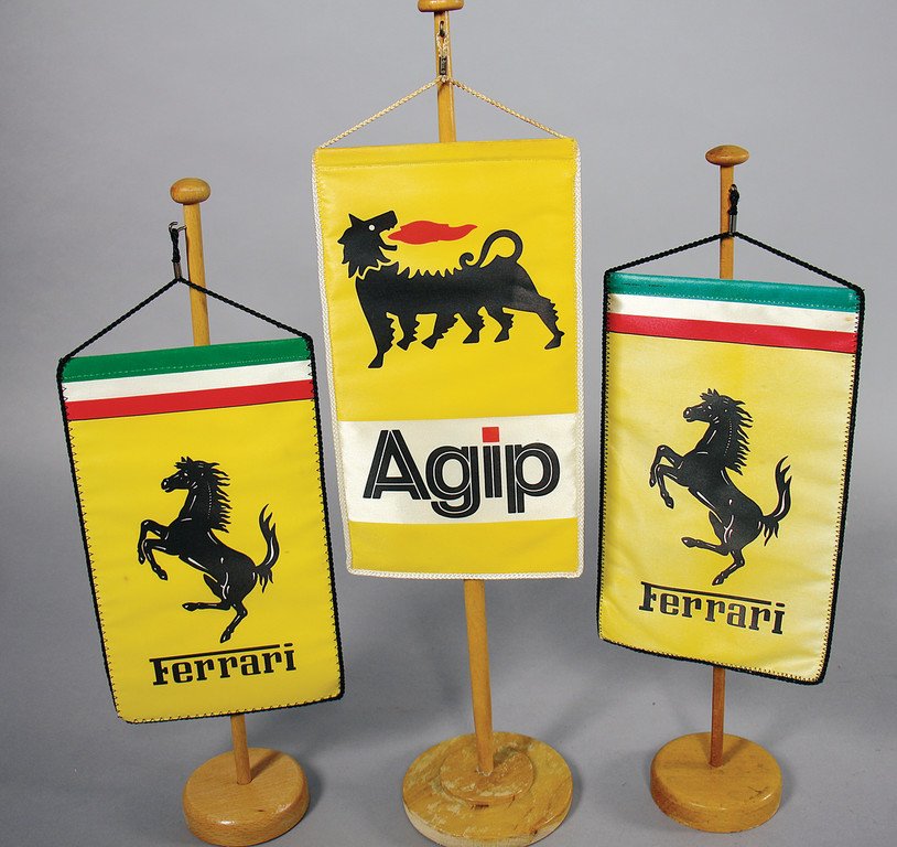 FERRARI Ferrari/Agip, mixed lot with 4 pieces table (1 of 1)