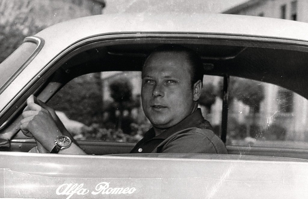 ALFA ROMEO/FRITZ RIESS Original company photo 8 x 12 cm: ALFA ROMEO/FRITZ RIESS Original company photo 8 x 12 cm German Description ALFA ROMEO/FRITZ RIESS Original Werkfoto 8 x 12 cm