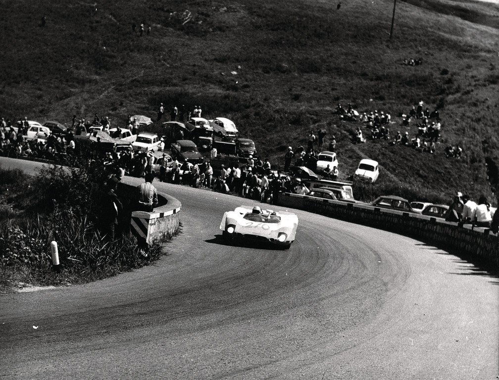 Large-format original B/W photo, of the Targa Florio (1 of 1)