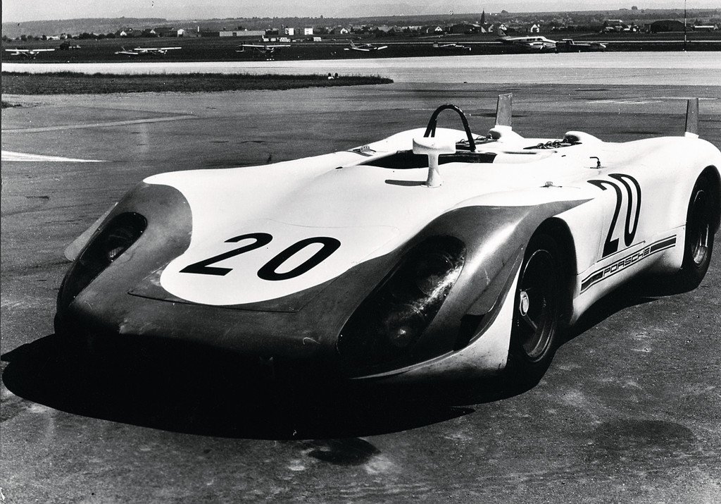 PORSCHE B/W photo, Porsche 908 Spyder, good condition: PORSCHE B/W photo, Porsche 908 Spyder, good condition German Description PORSCHE SW Aufnahme, Porsche 908 Spyder, guter Zustand