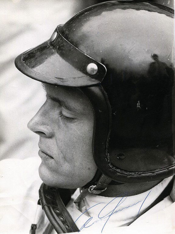 2 signatures by Dan Gurney and Jack Brabham German: 2 signatures by Dan Gurney and Jack Brabham German Description 2 Handsignaturen von Dan Gurney und Jack Brabham