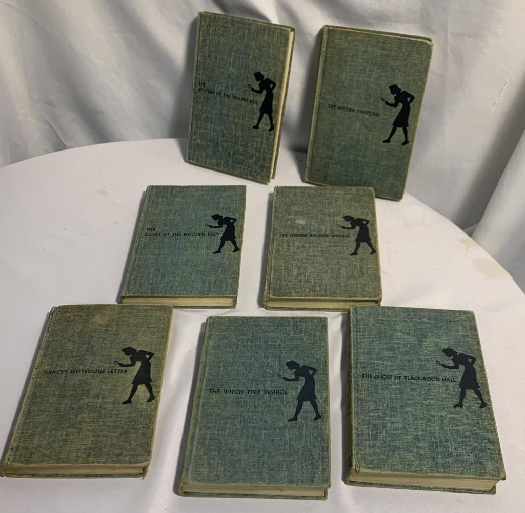 Nancy Drew 1930-1956 7 Volumes: Nancy Drew 1930-1956 7 Volumes