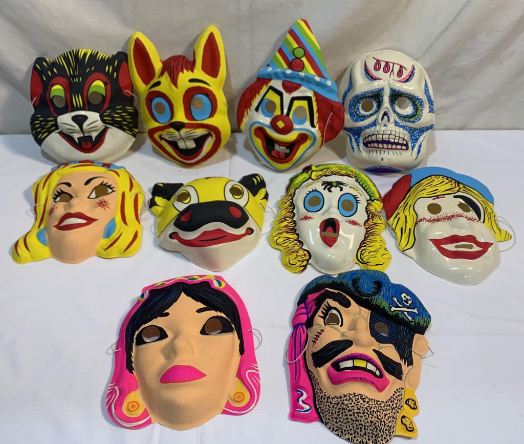 Vtg Costume Masks (1 of 16)