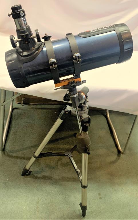 Celestron Astro Master 114 Telescope (1 of 7)