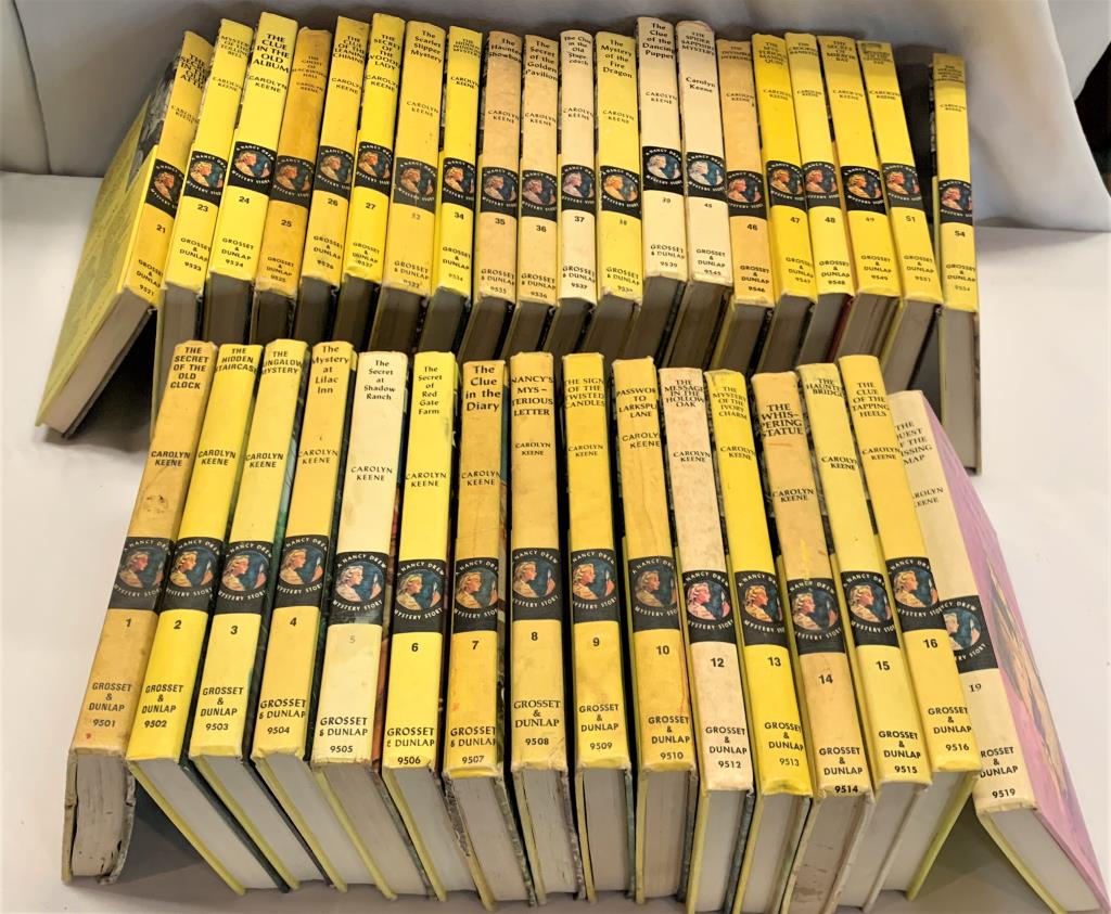 Nancy Drew Series Books (1 of 17)