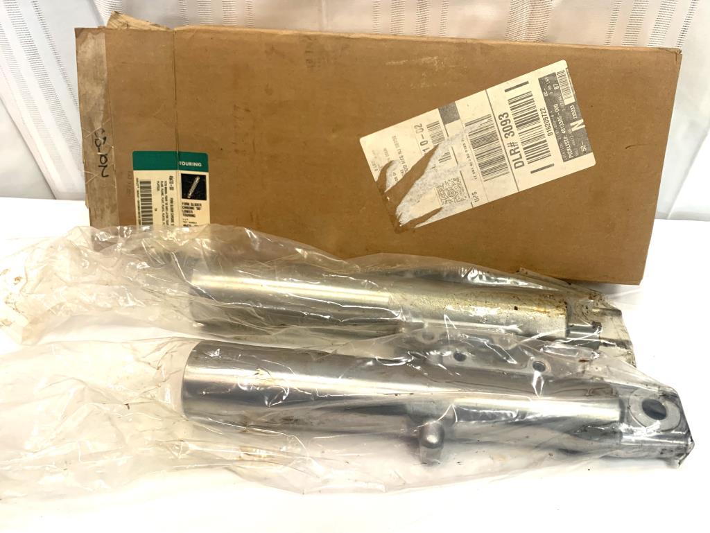 Pr. Harley Touring Bike Fork Slider (1 of 5)