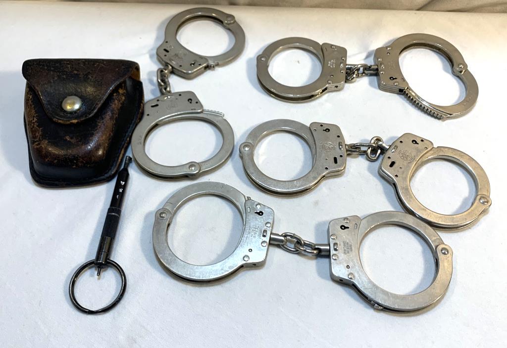 4 Sets Police Handcuffs & Leather Cuff Case (1 of 12)