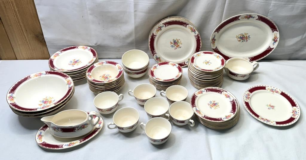 Homer Laughlin China Set (1 of 10)