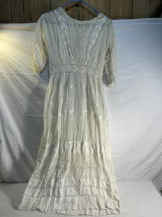 Antique Edwardian Tea Dress: Antique Edwardian White Cotton Tea Dress/ Lace & Embroidery