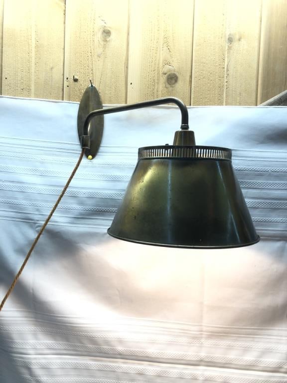 Vtg Brass Swing Arm Lamp (1 of 6)