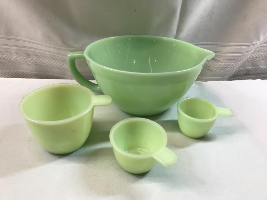 Jadite & Vaseline Glasss Lot (1 of 9)