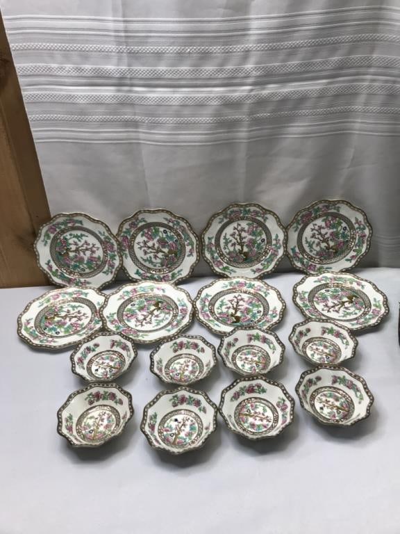 "Indian Tree" Coalport Scalloped Plates & Bowls: "Indian Tree" Period 1801 Coal Port Original Engraving Bone China Scalloped Plates & Bowls 8 Plates ~ 8" 8 Bowls ~ 5"