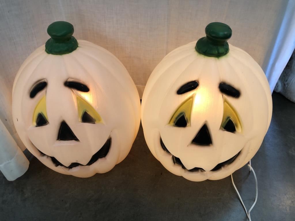 2- Pumpkin Blow Molds (1 of 7)