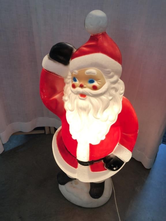Empire Santa Blow Mold (1 of 5)