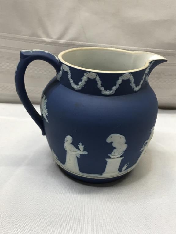 Vtg Wedgewood Pitcher: Vtg Wedgewood Dipped White on Dark Blue Jasperware 5” Pitcher