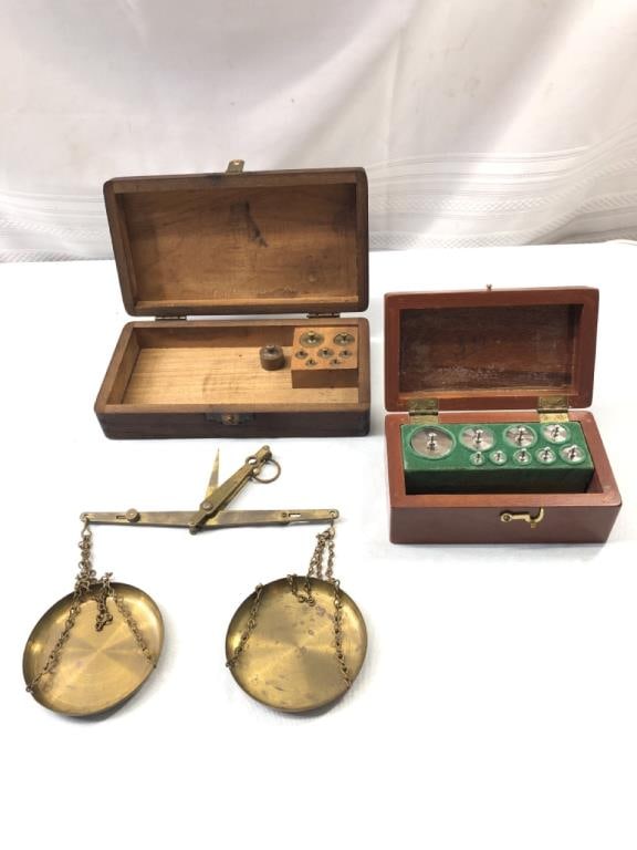 Vintage Weight Scales in Wooden Boxes (1 of 15)