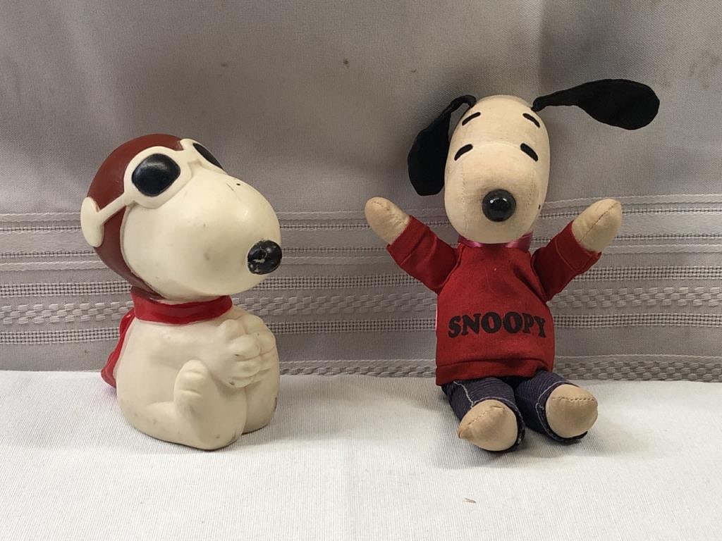 1965 Red Baron Pilot Snoopy and Snoopy Peanuts Pll (1 of 7)