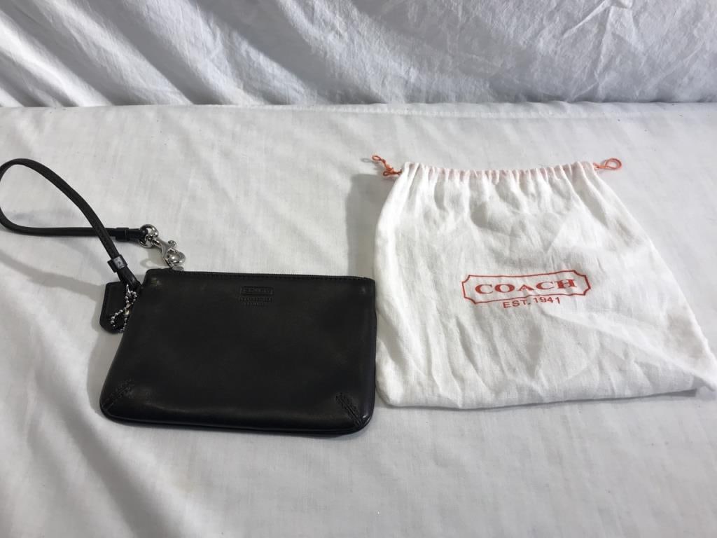 Coach Wristlet w/ Dust Bag (1 of 6)