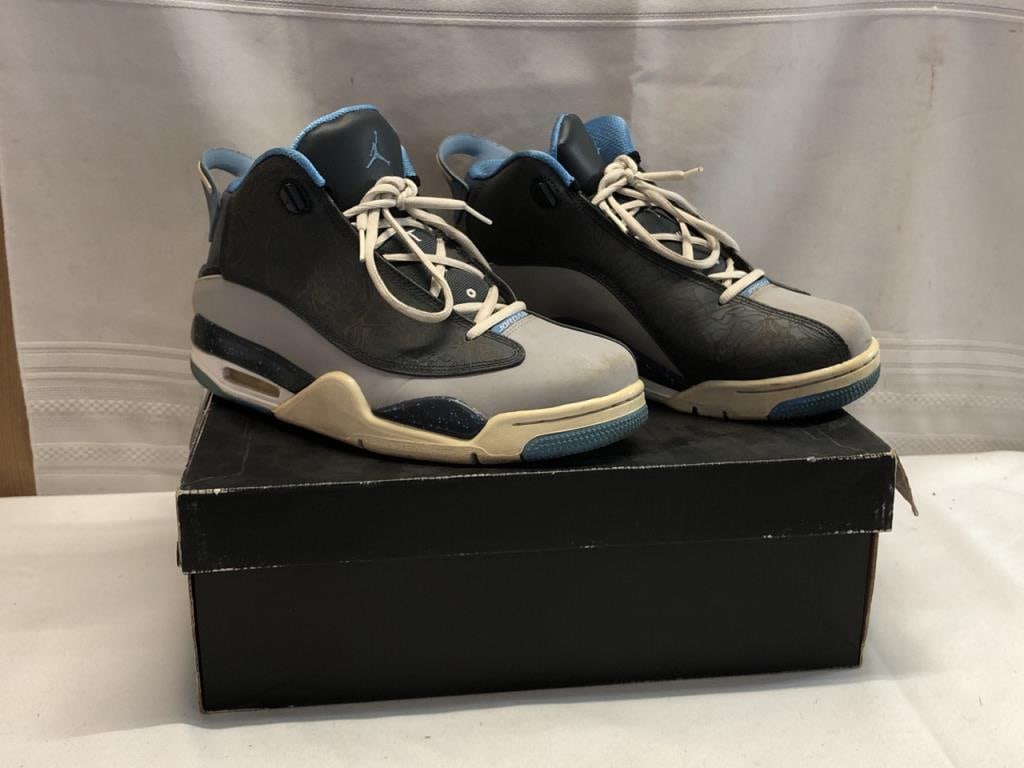 Air Jordan Dub Zero Sneakers W/ Box: Air Jordan Dub Zero Sneakers W/ Box - Sz. 9