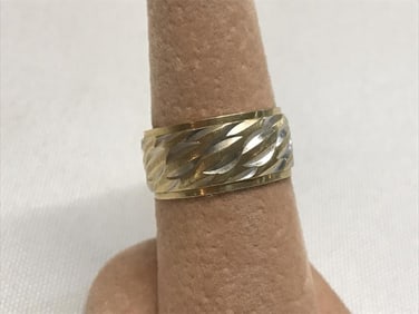 14Kt Gold Columbia Band Ring