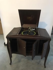 Victor Talking Machine Victrola