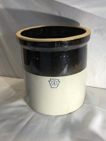 4 Gallon Two Tone Belted Crock