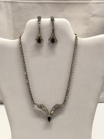 Vintage Costume Jewelry Necklace and Earrings