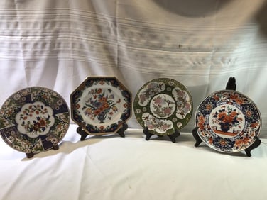 4 Imari Porcelain Plates