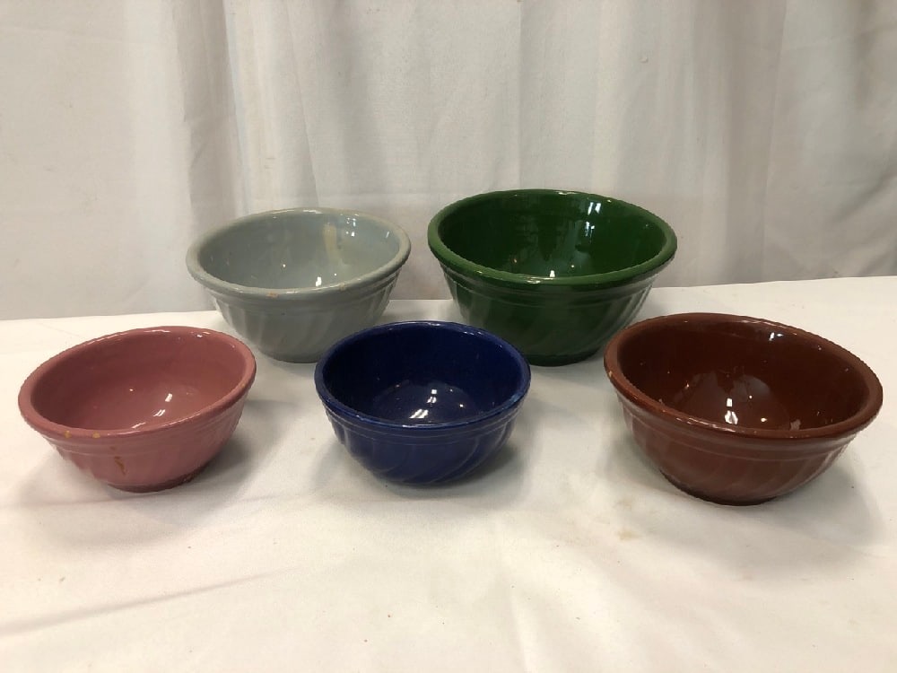 5 Vtg. Stoneware Multi colored Nesting Bowls (1 of 5)