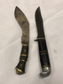 2 Vtg Knives