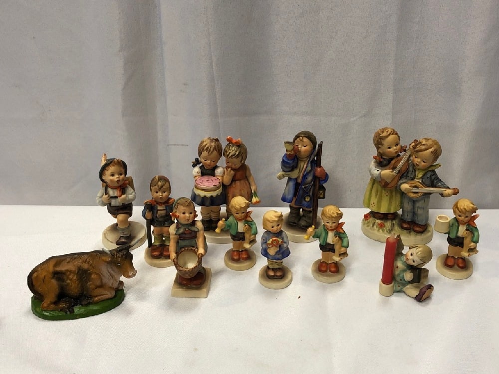 Vtg. Hummel Figurines and paper Mache Nativity Cow (1 of 11)