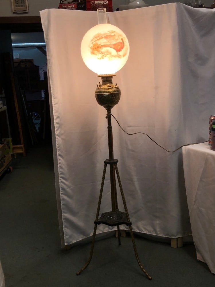 Antique Brass Telescoping Piano Electrified Oil Lamp (1 of 8)