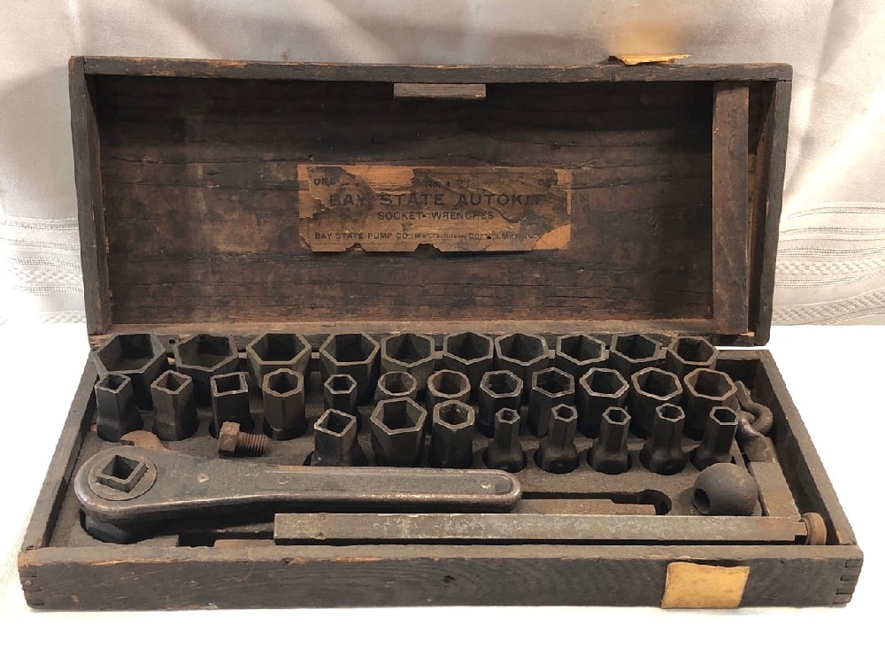 Vtg. Bay State Autokit Socket Wrench Set (1 of 8)