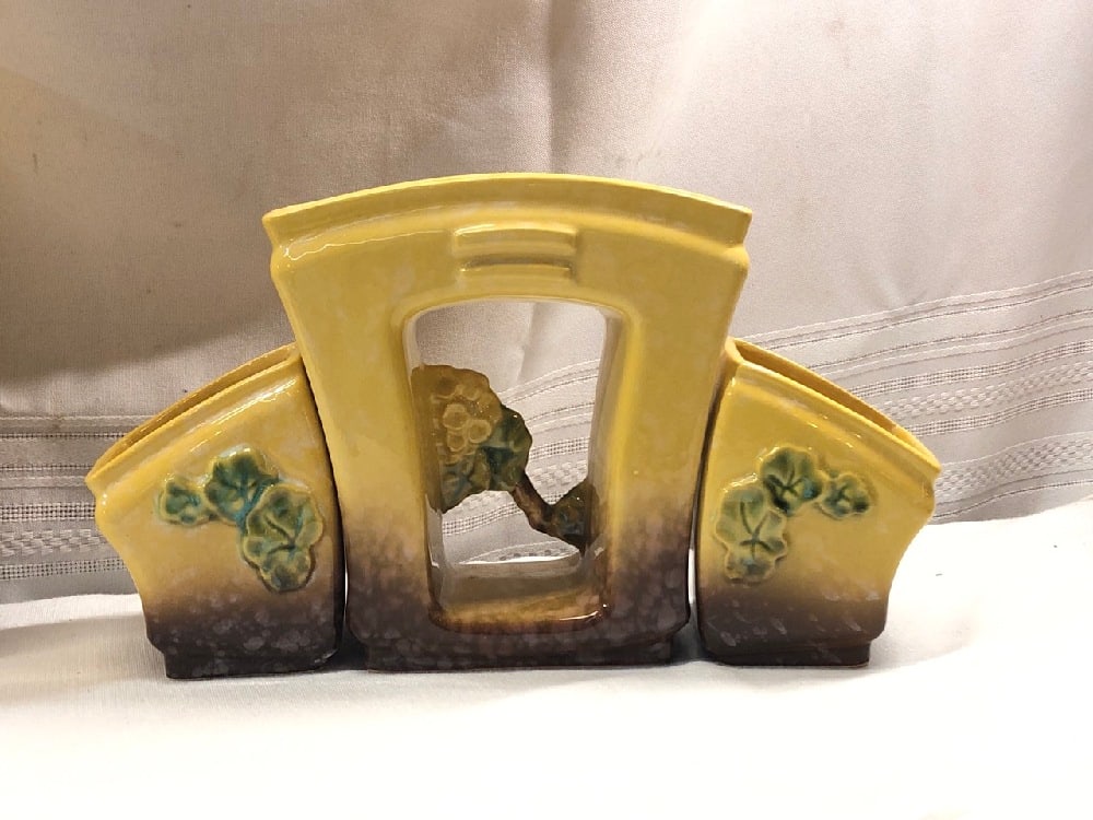 Vtg. Roseville 3pc Artwood Planters (1 of 7)