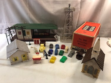 Vtg. Train Accessories