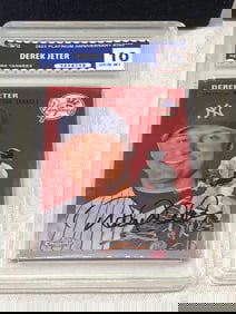 Graded 2023 Topps Chrome Platinum Anniversary Derek Jeter Card