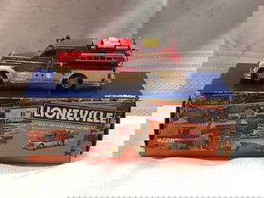 Lionelville Corgi Seagrave 70th Anniversary Fire Engine