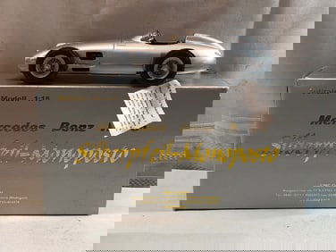 Diecast 1954 Mercedes-Benz W196 Silberpfeil- Monoposto
