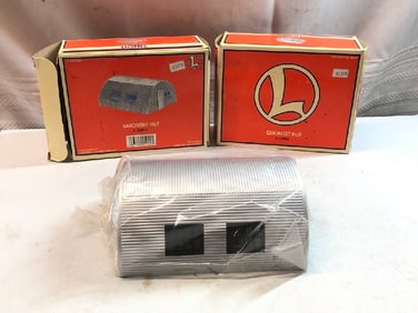 2 Lionel Quonset Huts