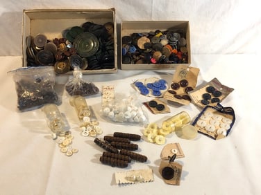 Vtg. Buttons