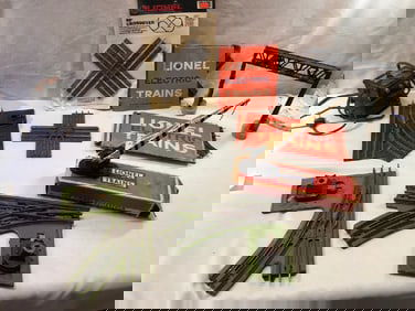 Vtg. Lionel Train Tracks, Transformer and Accessories
