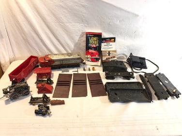 Vtg. Lionel Trains and Accessories
