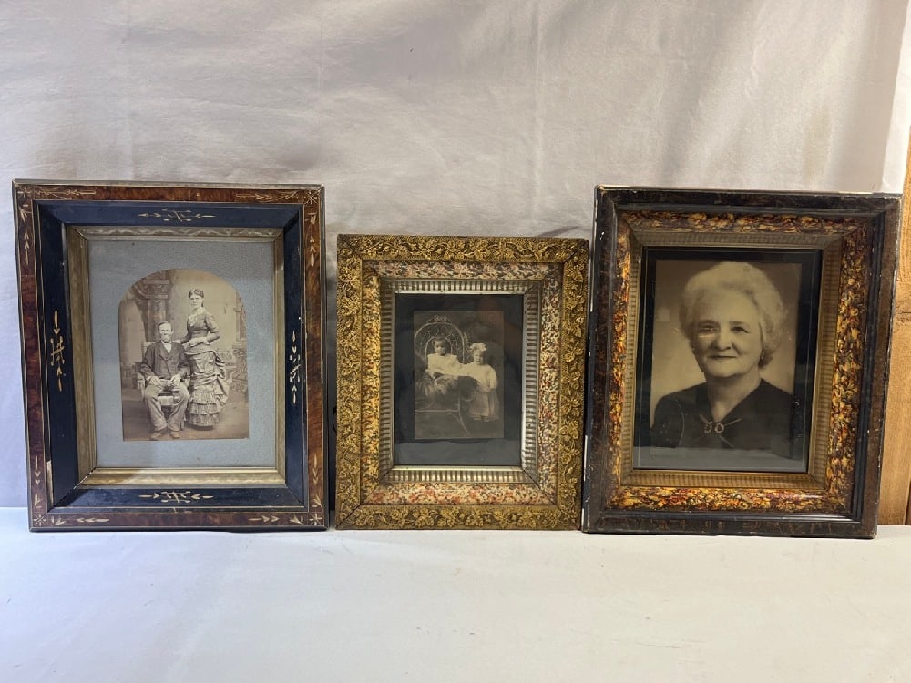 3 Antique Picture Frames (1 of 8)