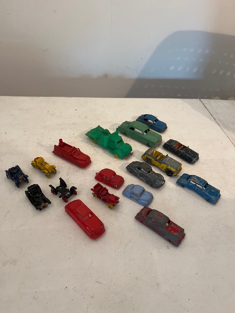 Vtg Toy Cars & Trucks: Vtg Toy Cars & Trucks Including Tootsie, & Plastic