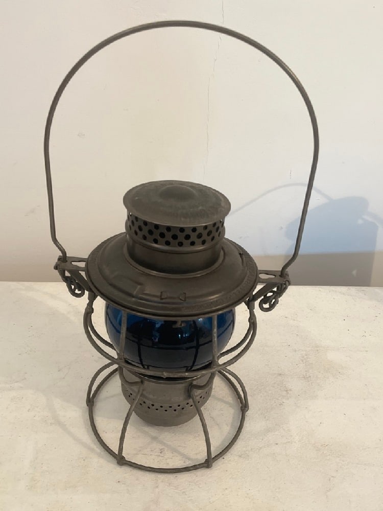 Rutland Adlake No. 250 RR Lantern (1 of 4)