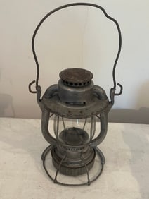Vtg Dietz Vesta L.V. RR Lantern