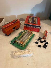 Lionel Operating Cattle Car & Figures for Cattle Car