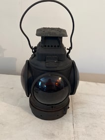 The Adlake RR Signal Light