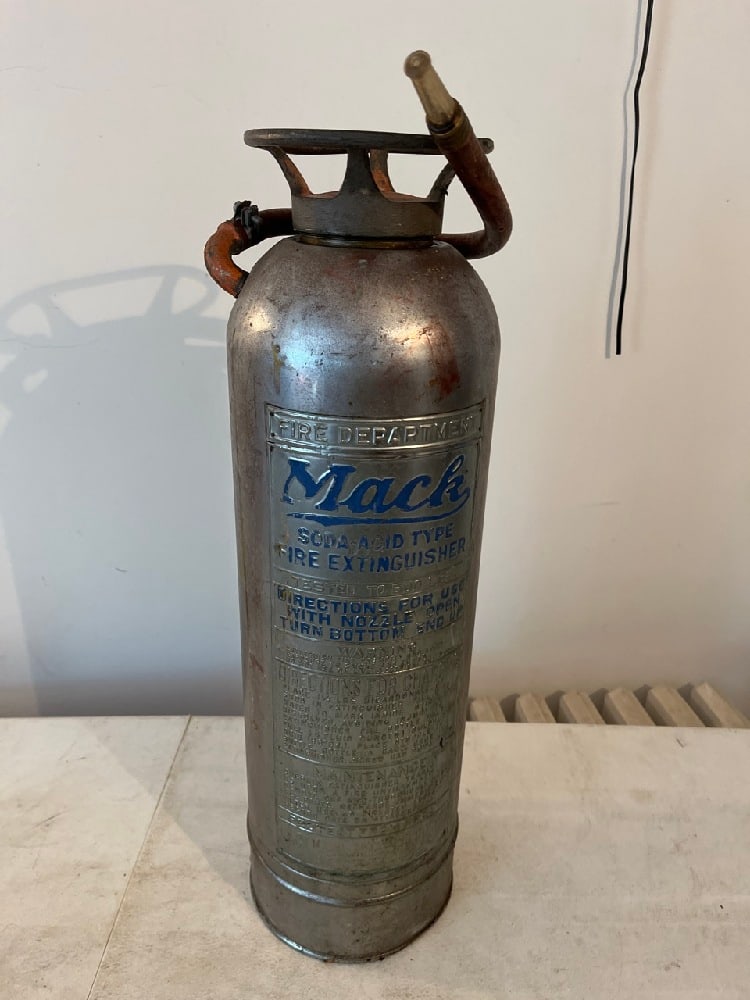 Vtg Mack Fire Dept. Extinguisher (1 of 4)