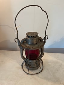 Vtg N.Y.N.H & H RR Lantern